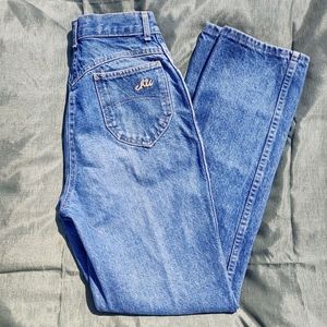 Chic Vintage Mom Jeans